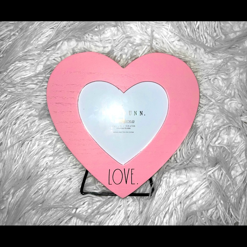 ❌SOLD❌ Rae Dunn Wooden Heart Picture Frame